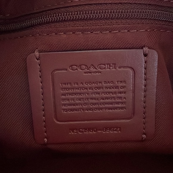 Vintage Coach Bag, Leather - In Burnt Sienna w/ Gold Accents - Picture 4 of 6